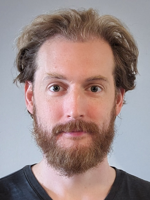 Rich Harris Headshot